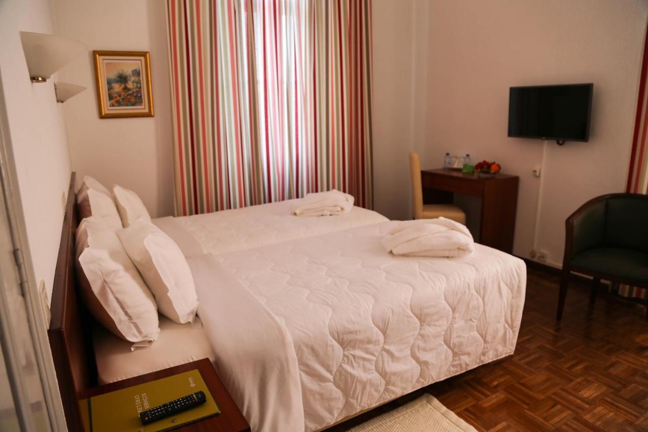Inatel Entre-Os-Rios Hotel Portela  Bagian luar foto